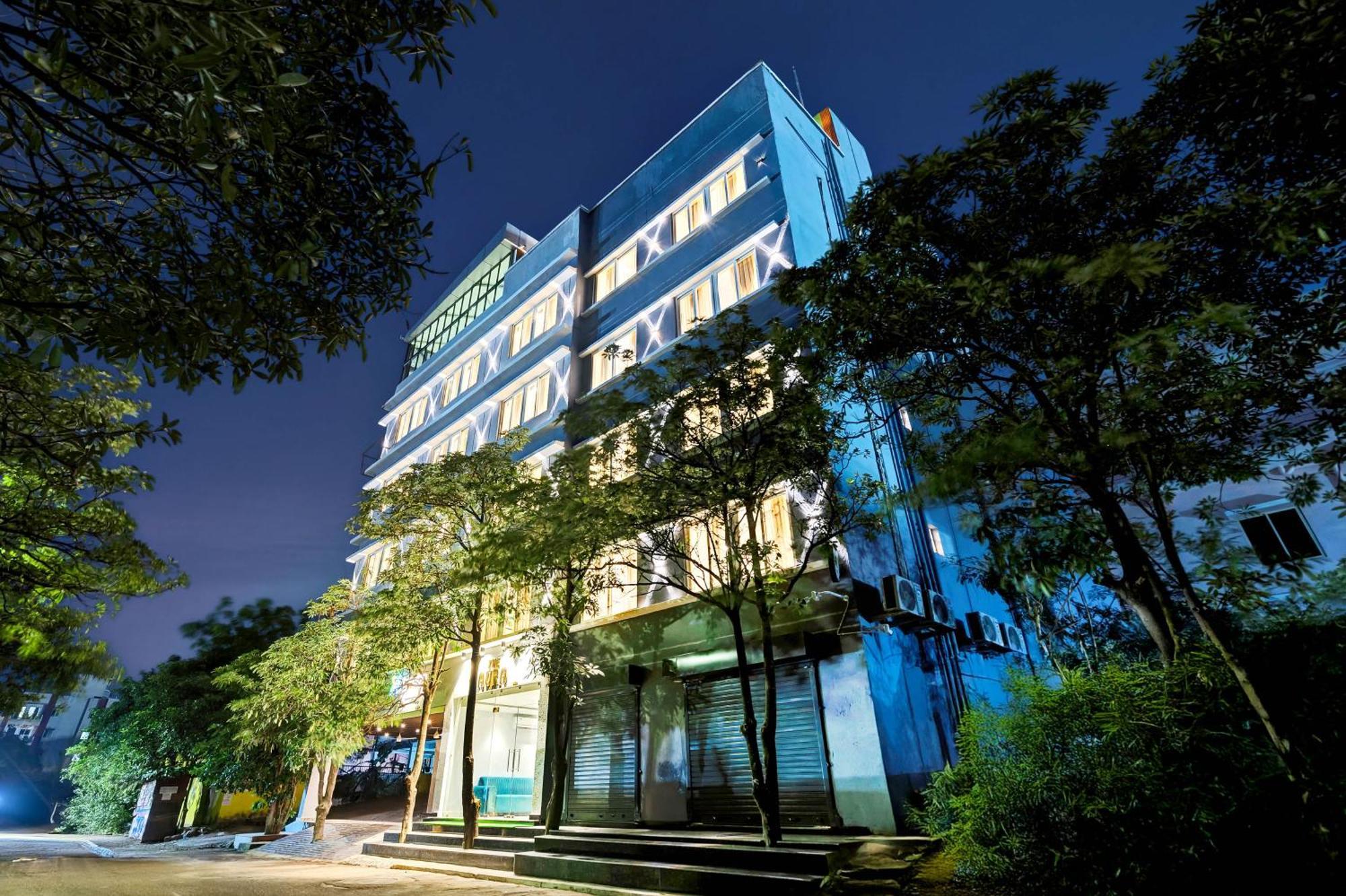 Hotel Treebo The Aura Bhubaneswar